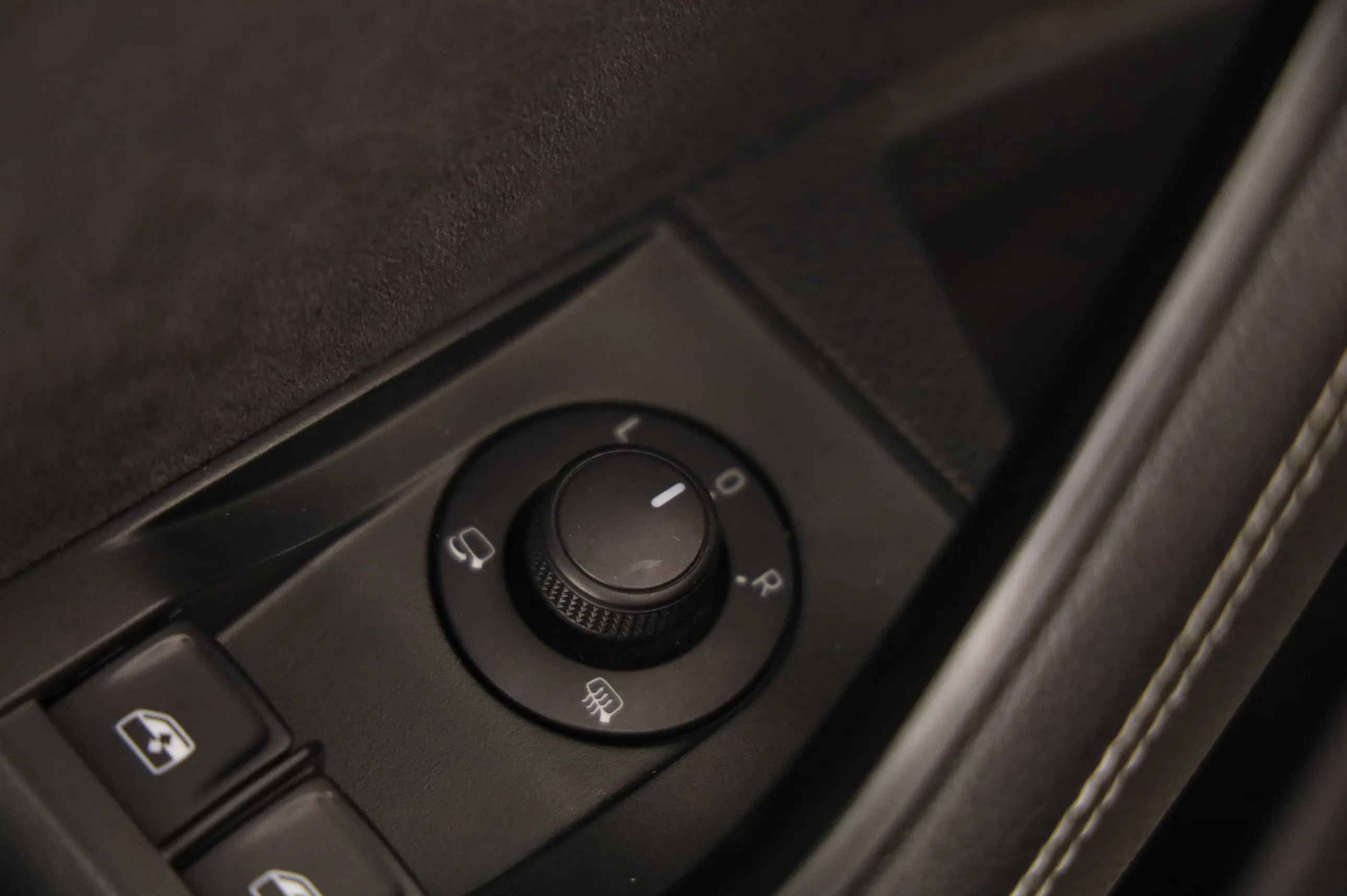 Skoda Superb Combi 1.4 TSI iV Sportline | Bild 20 von 27