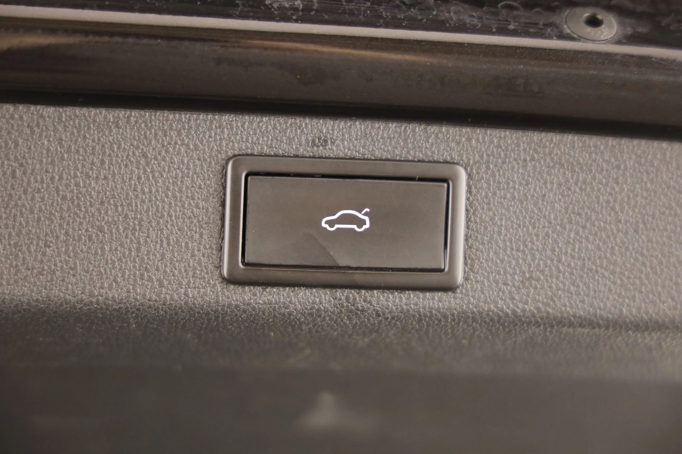 Skoda Superb Combi 1.4 TSI iV Sportline | Bild 22 von 27