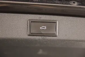 Skoda Superb Combi 1.4 TSI iV Sportline | Thumbnail 22 von 27