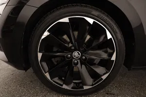 Skoda Superb Combi 1.4 TSI iV Sportline | Thumbnail 25 von 27