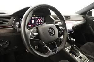 Skoda Superb Combi 1.4 TSI iV Sportline | Thumbnail 8 von 27