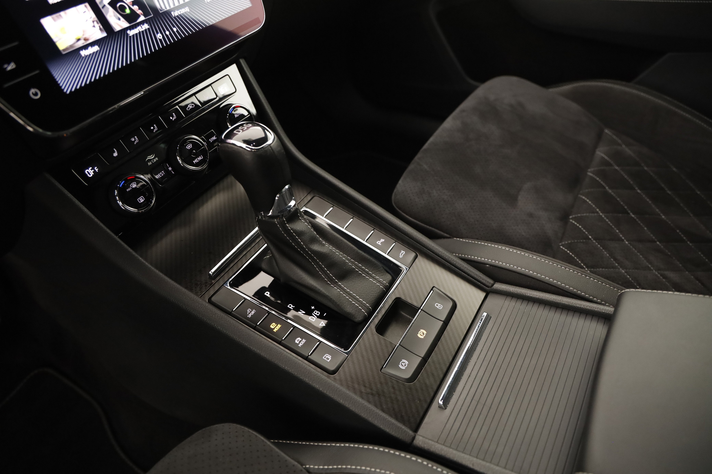 Skoda Superb Combi 1.4 TSI iV Sportline | Bild 9 von 27