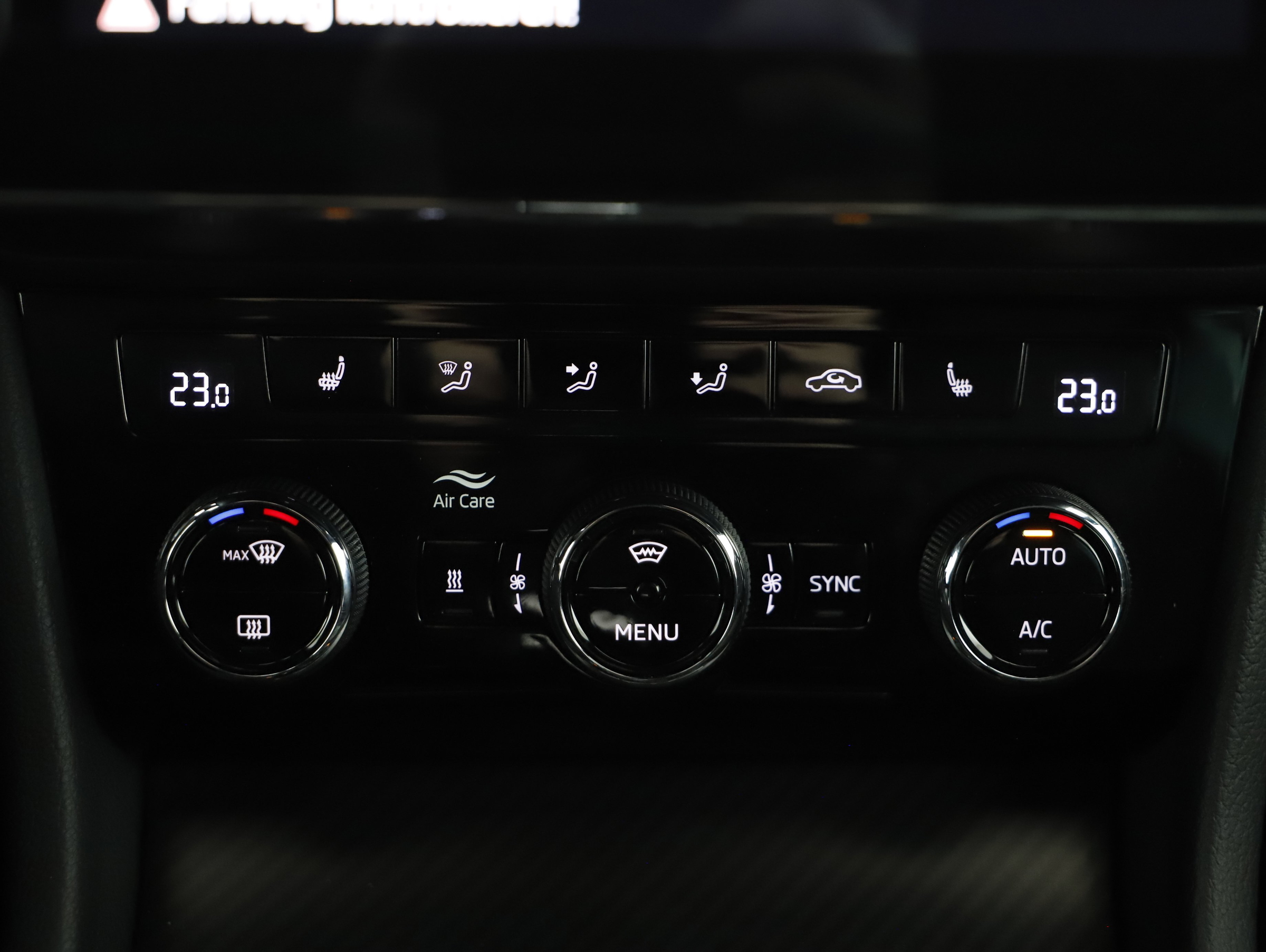 Skoda Superb Combi 1.4 TSI iV Sportline | Bild 14 von 23