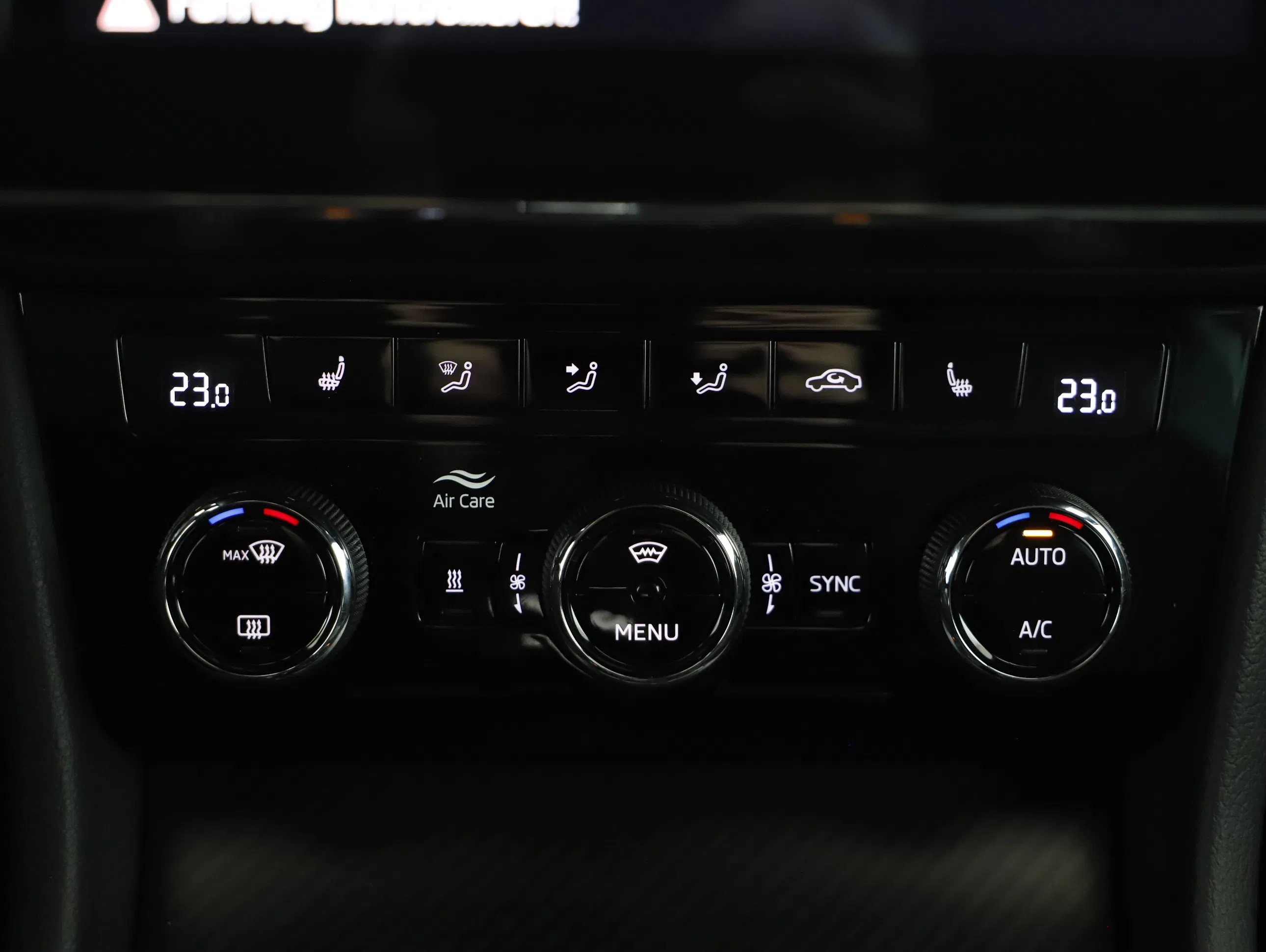 Skoda Superb Combi 1.4 TSI iV Sportline | Bild 14 von 23