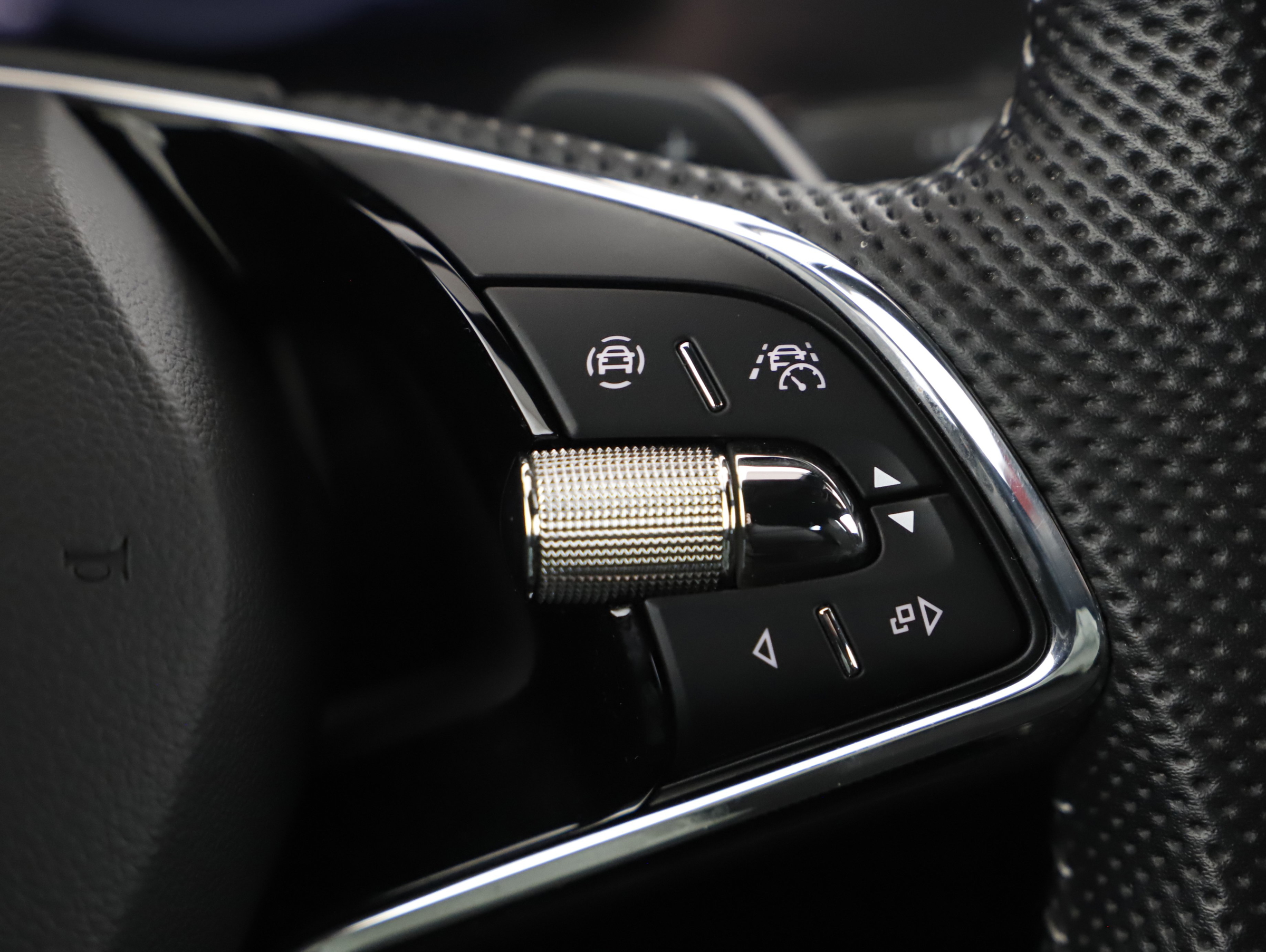 Skoda Superb Combi 1.4 TSI iV Sportline | Bild 11 von 23