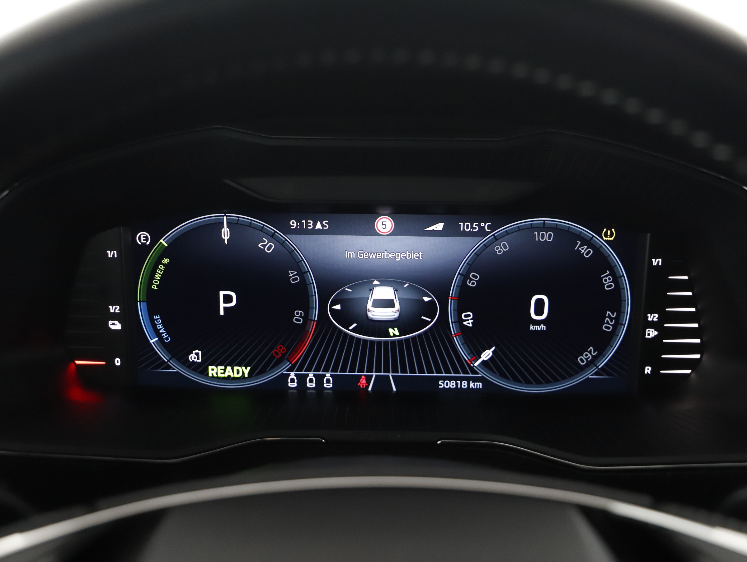 Skoda Superb Combi 1.4 TSI iV Sportline | Bild 12 von 23