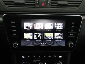 Skoda Superb Combi 1.4 TSI iV Sportline | Thumbnail 16 von 23