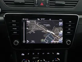 Skoda Superb Combi 1.4 TSI iV Sportline | Thumbnail 17 von 23