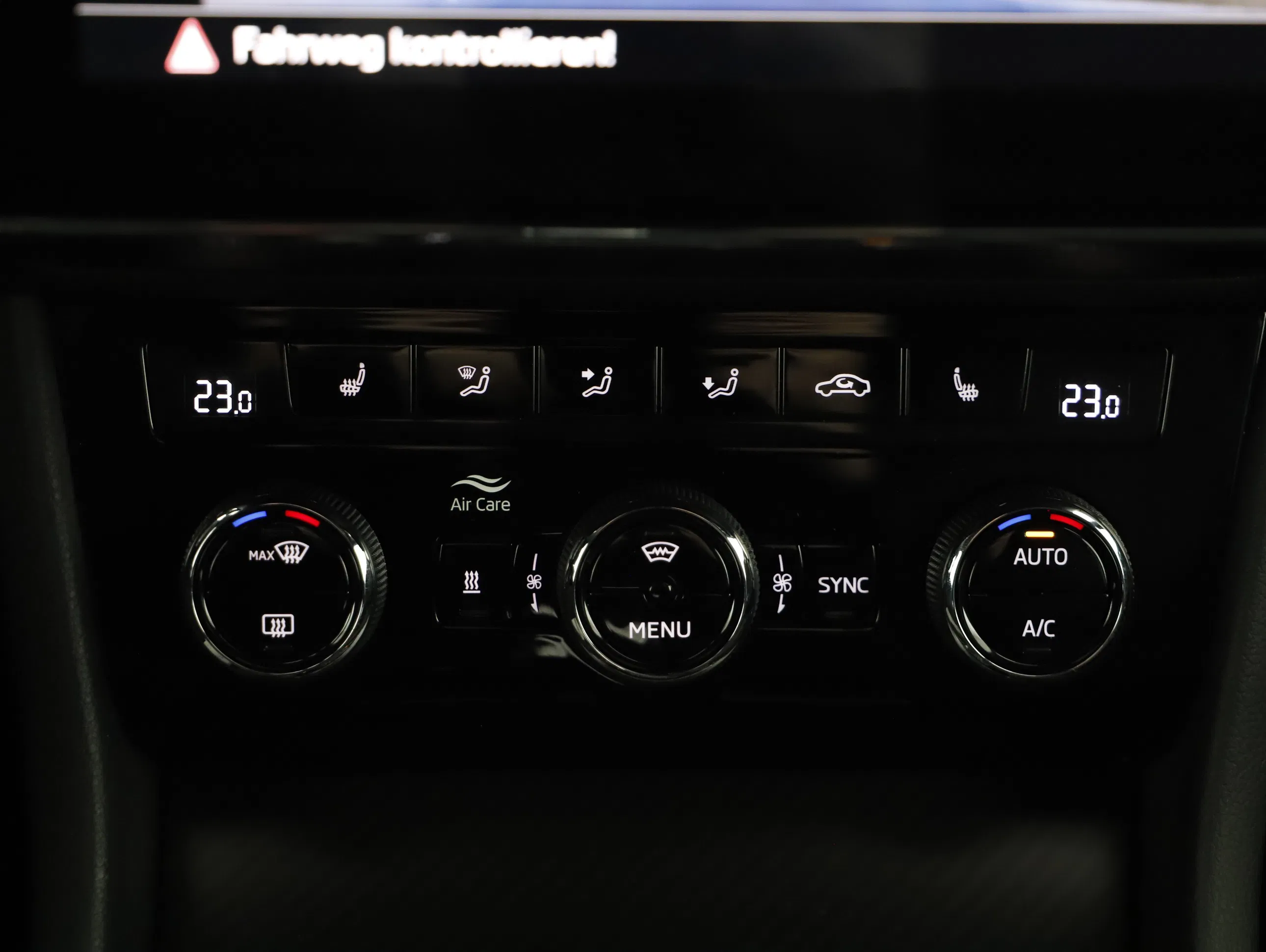 Skoda Superb Combi 1.4 TSI iV Sportline | Bild 10 von 23
