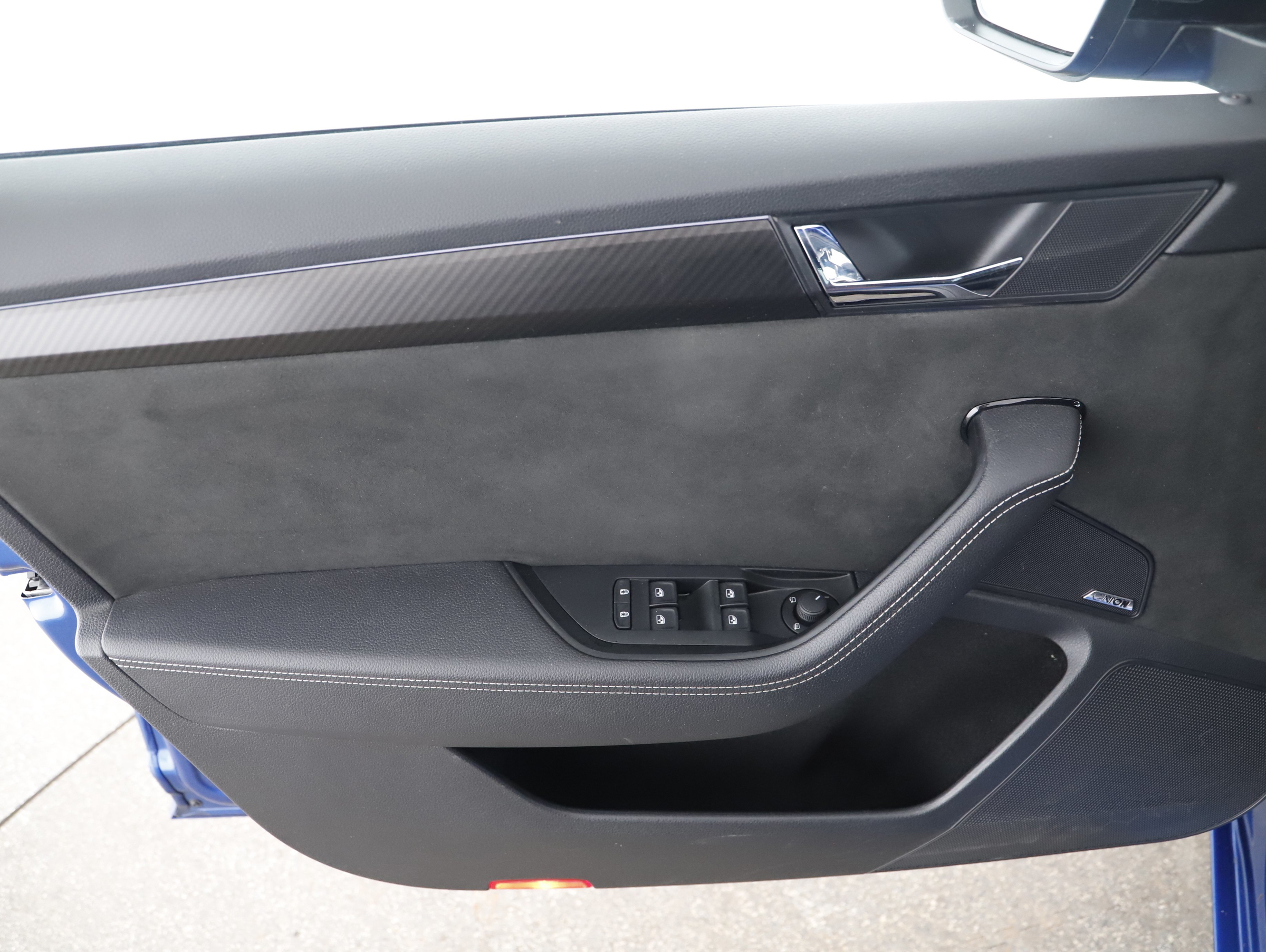 Skoda Superb Combi 1.4 TSI iV Sportline | Bild 15 von 23