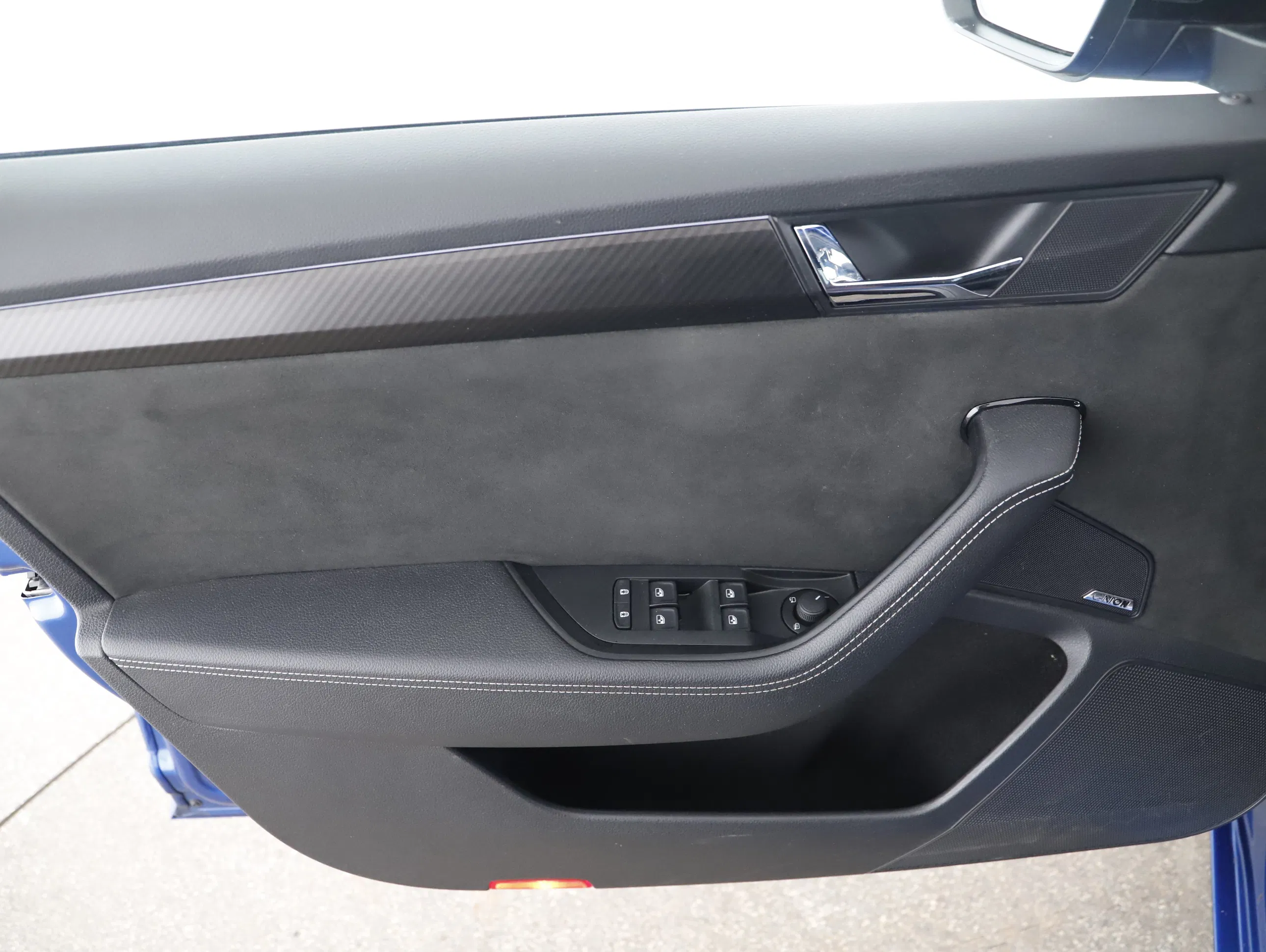 Skoda Superb Combi 1.4 TSI iV Sportline | Bild 15 von 23