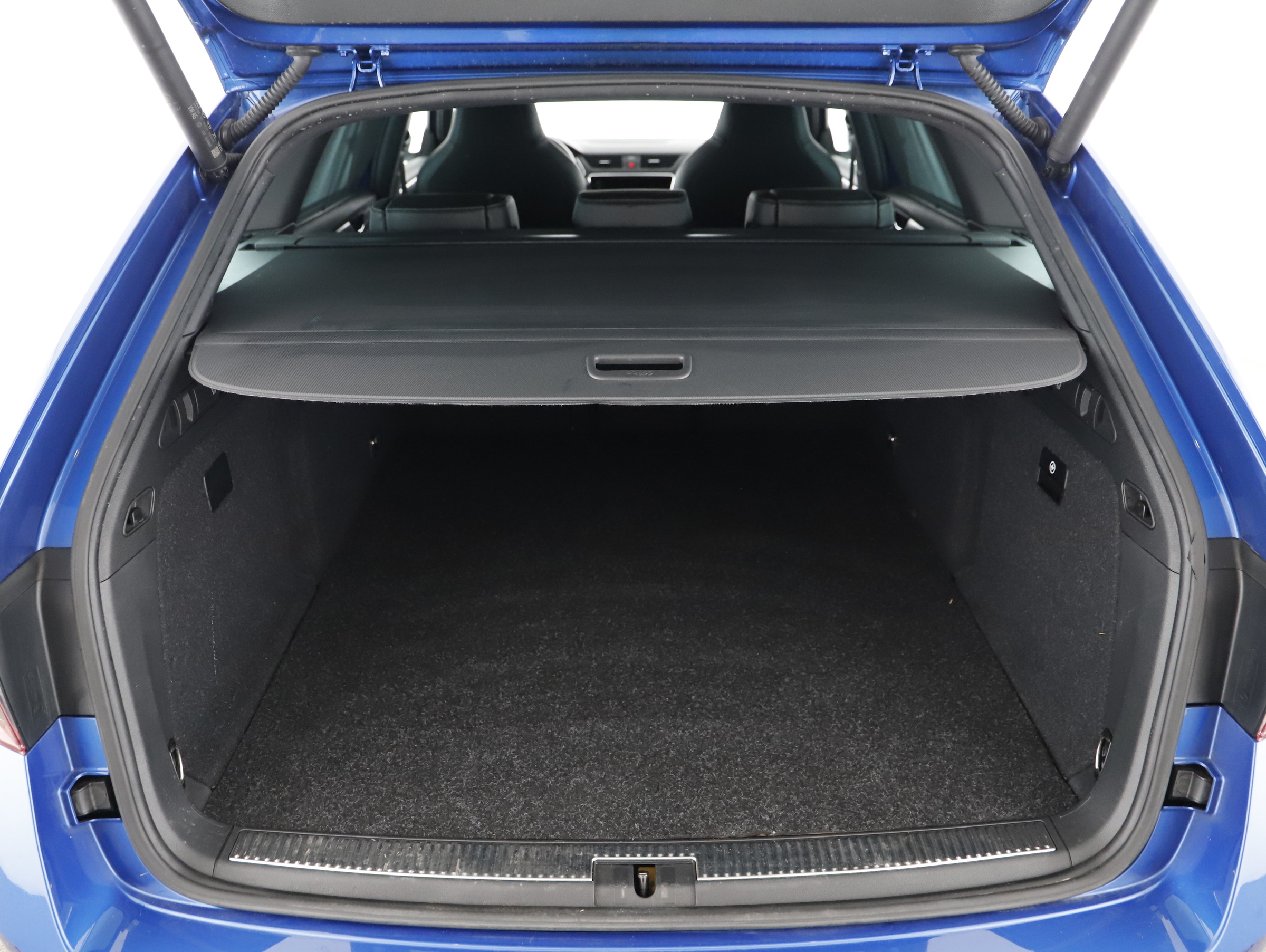 Skoda Superb Combi 1.4 TSI iV Sportline | Bild 17 von 23