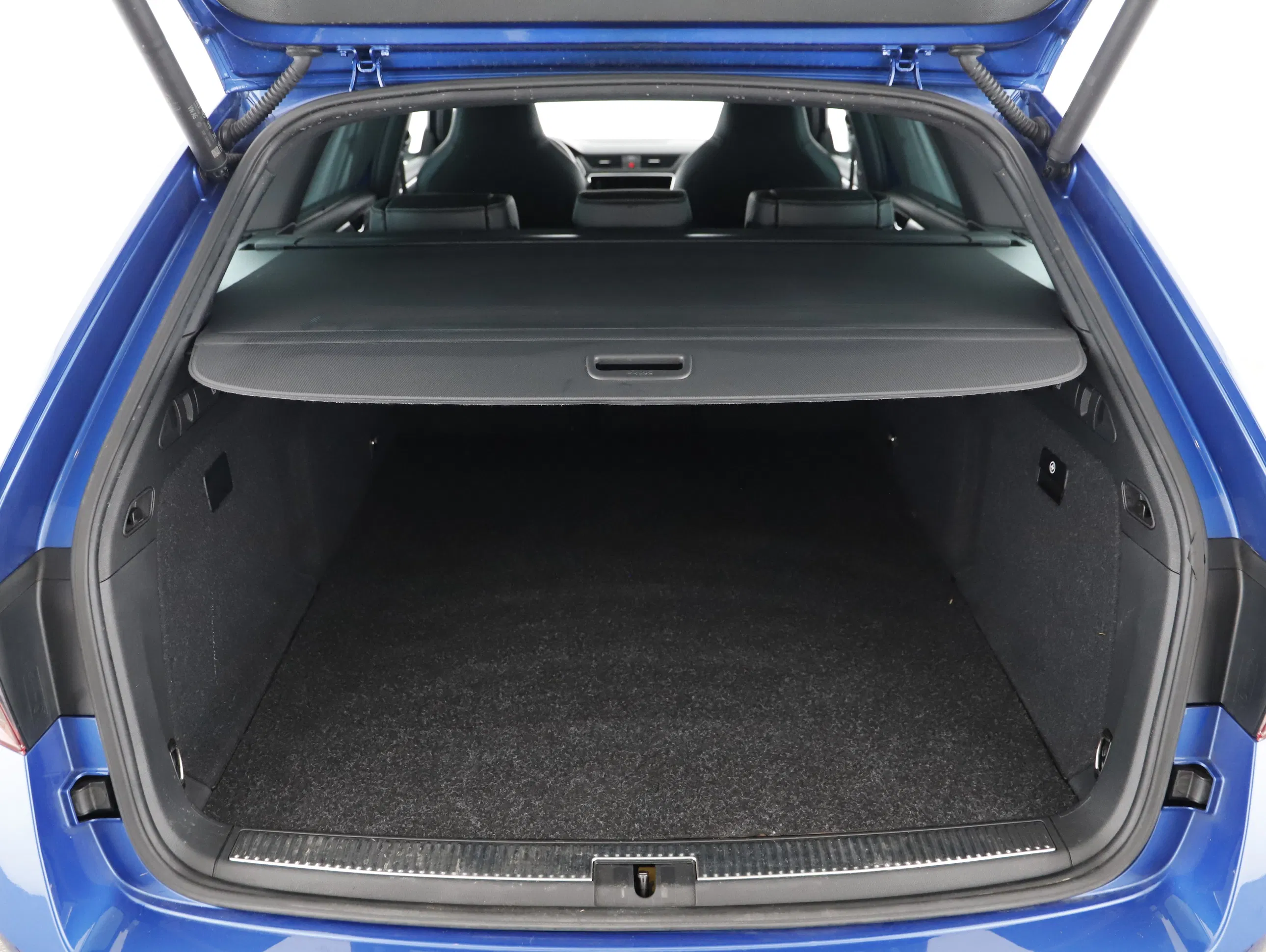 Skoda Superb Combi 1.4 TSI iV Sportline | Bild 17 von 23