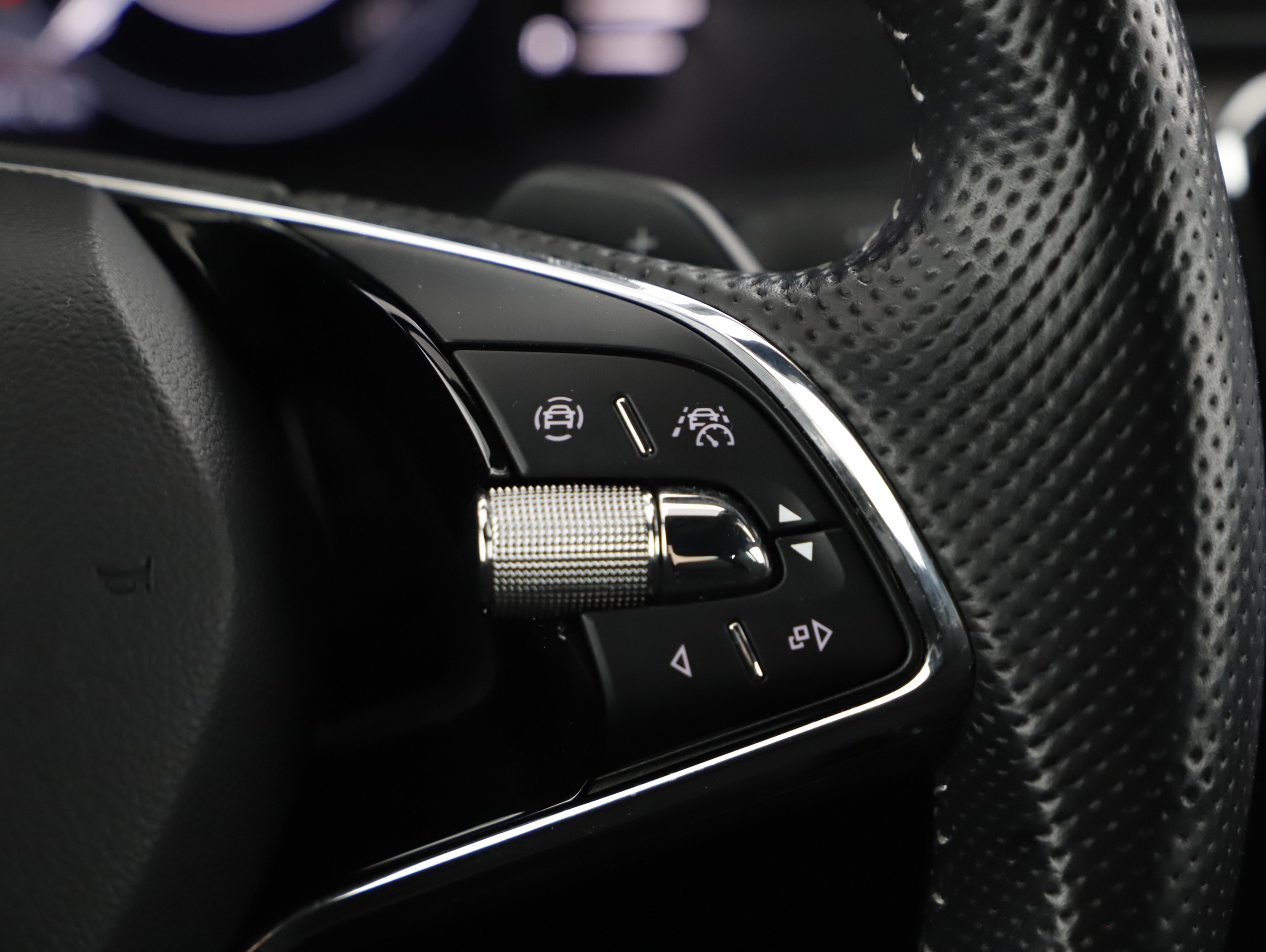 Skoda Superb Combi 1.4 TSI iV Sportline | Bild 12 von 23