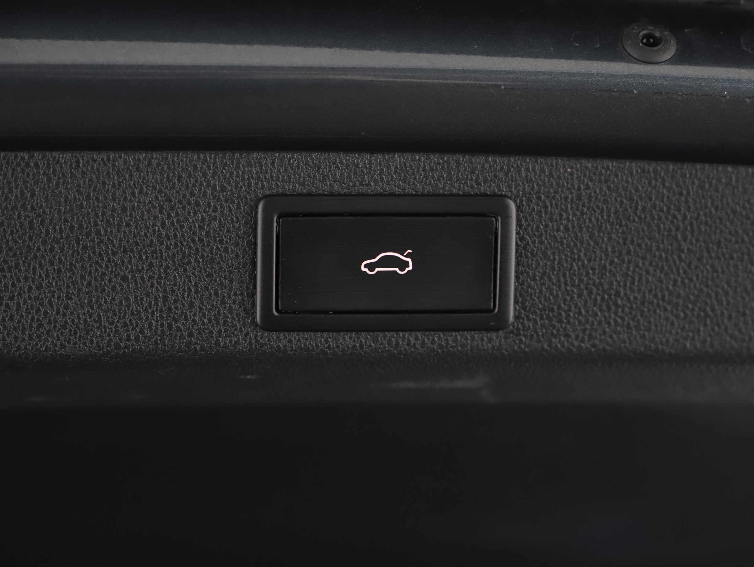 Skoda Superb Combi 1.4 TSI iV Sportline | Bild 18 von 23