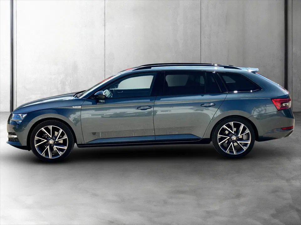 Skoda Superb Combi 1.4 TSI iV Sportl. | Bild 3 von 26