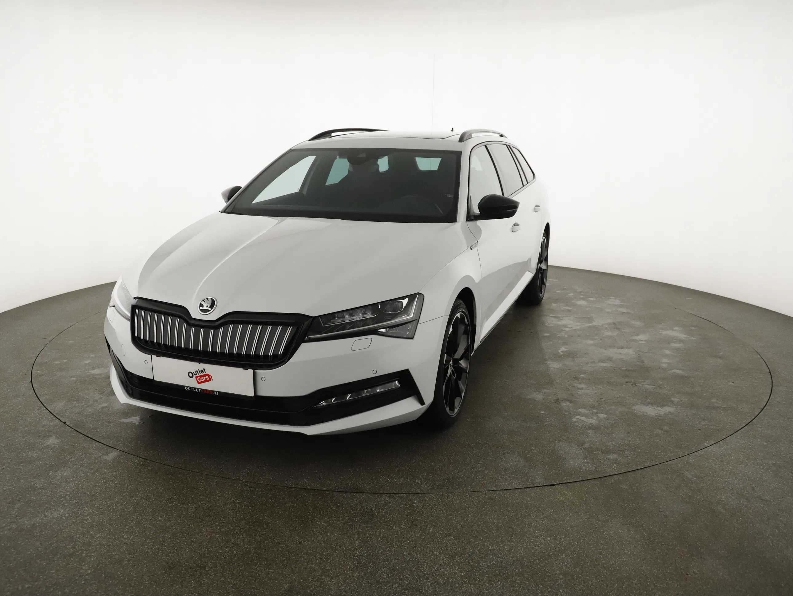 Skoda Superb Combi 1.4 TSI iV Sportline | Bild 2 von 31