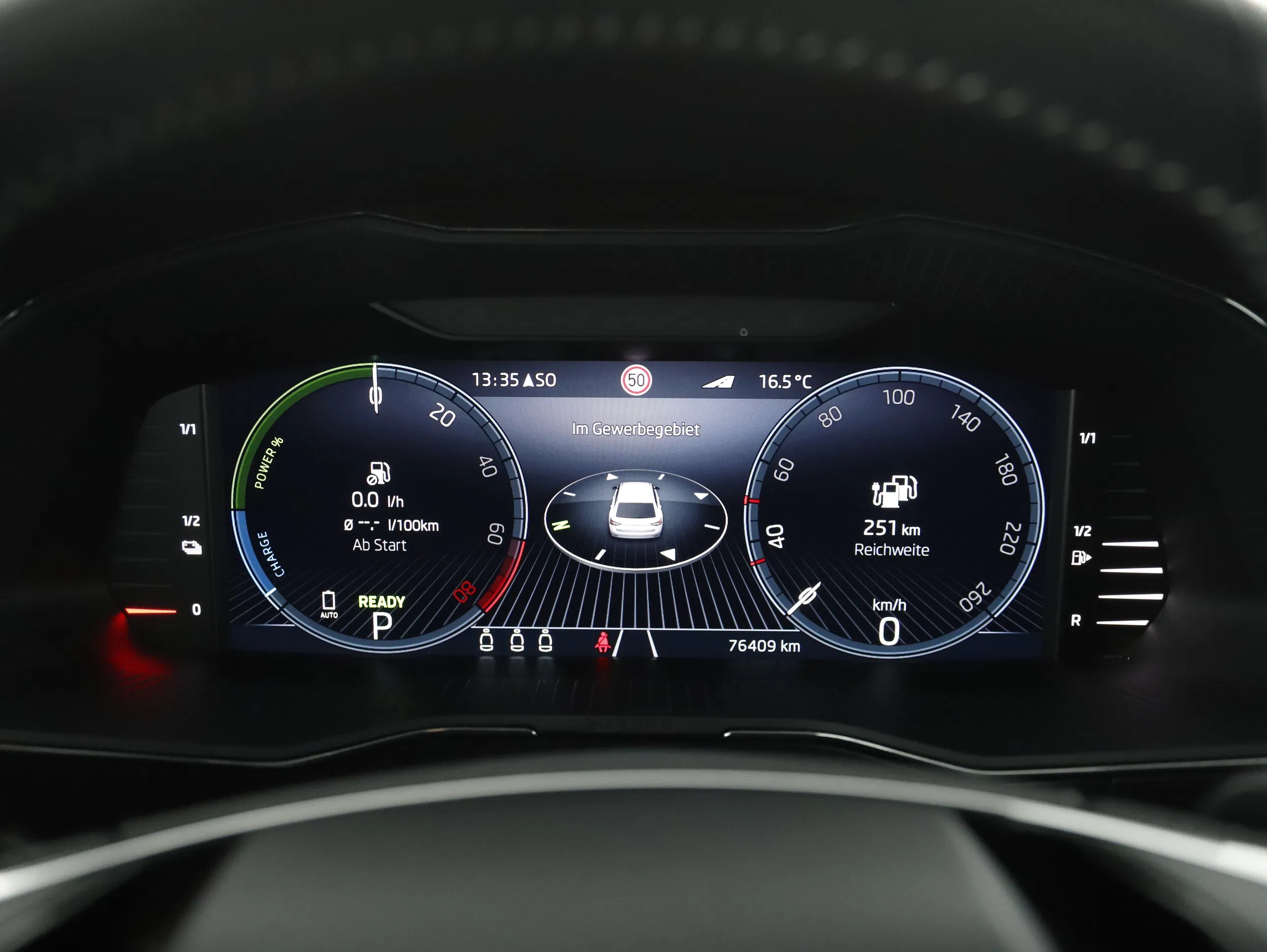 Skoda Superb Combi 1.4 TSI iV Sportline | Bild 12 von 31