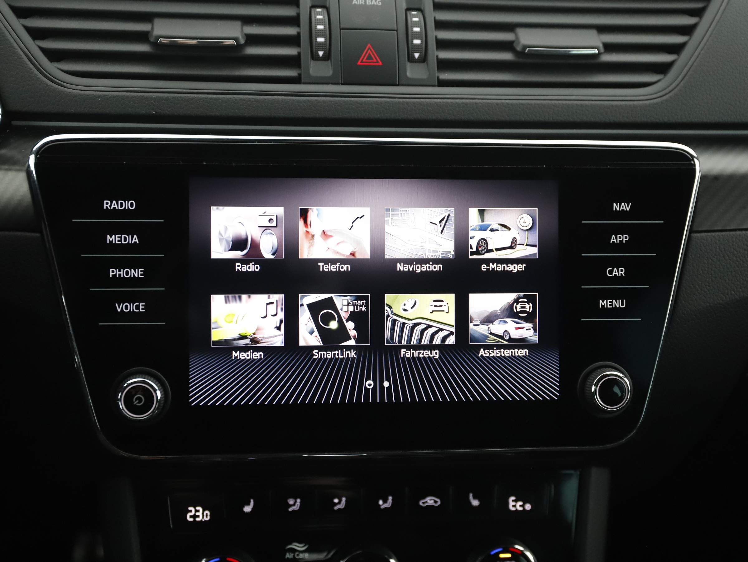 Skoda Superb Combi 1.4 TSI iV Sportline | Bild 13 von 31