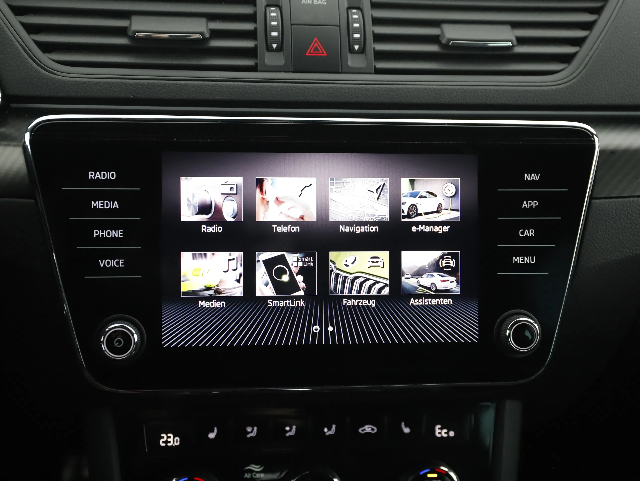 Skoda Superb Combi 1.4 TSI iV Sportline | Bild 13 von 31