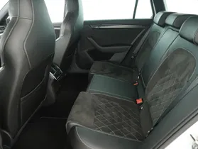 Skoda Superb Combi 1.4 TSI iV Sportline | Thumbnail 16 von 31