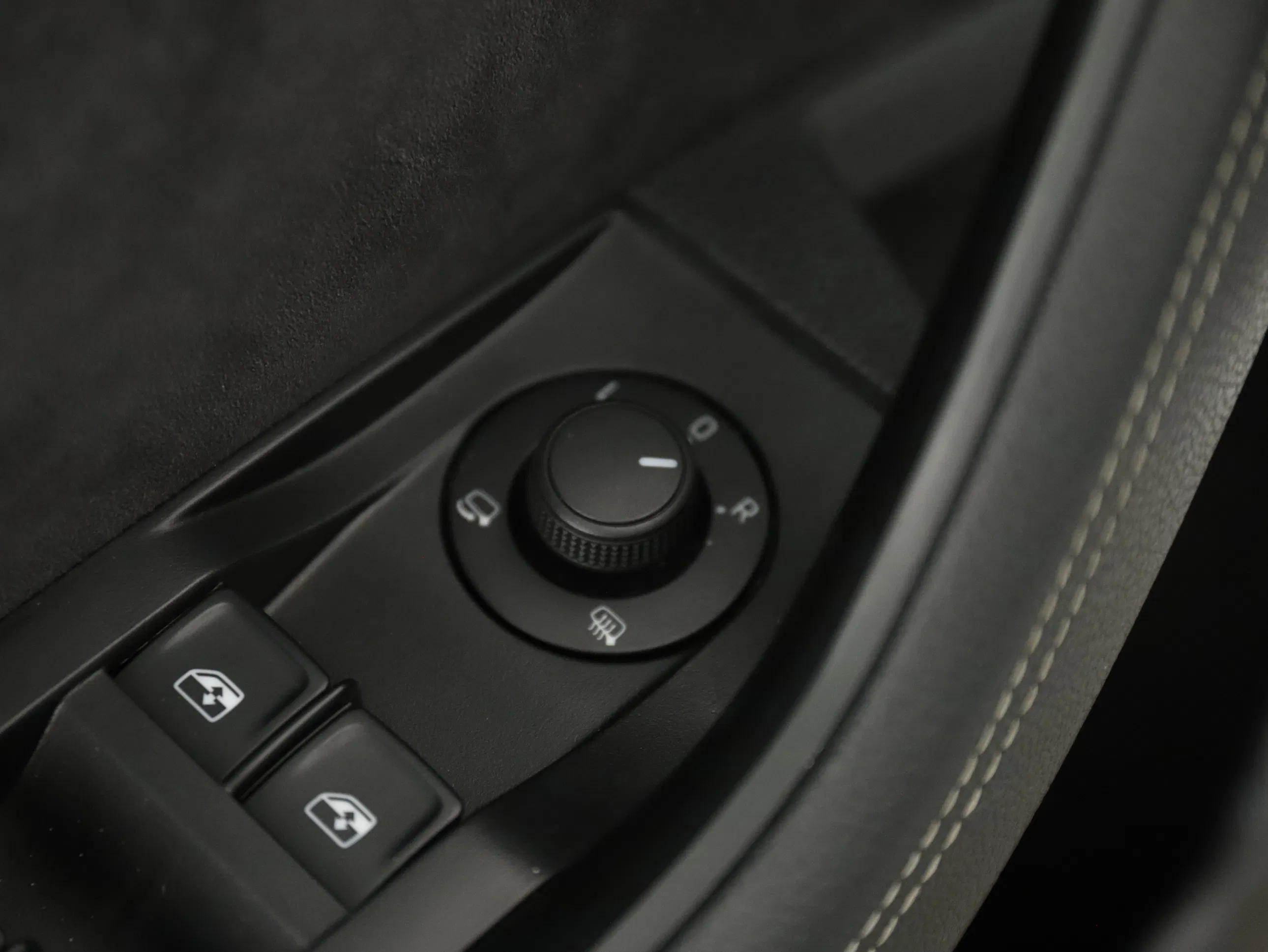 Skoda Superb Combi 1.4 TSI iV Sportline | Bild 19 von 31