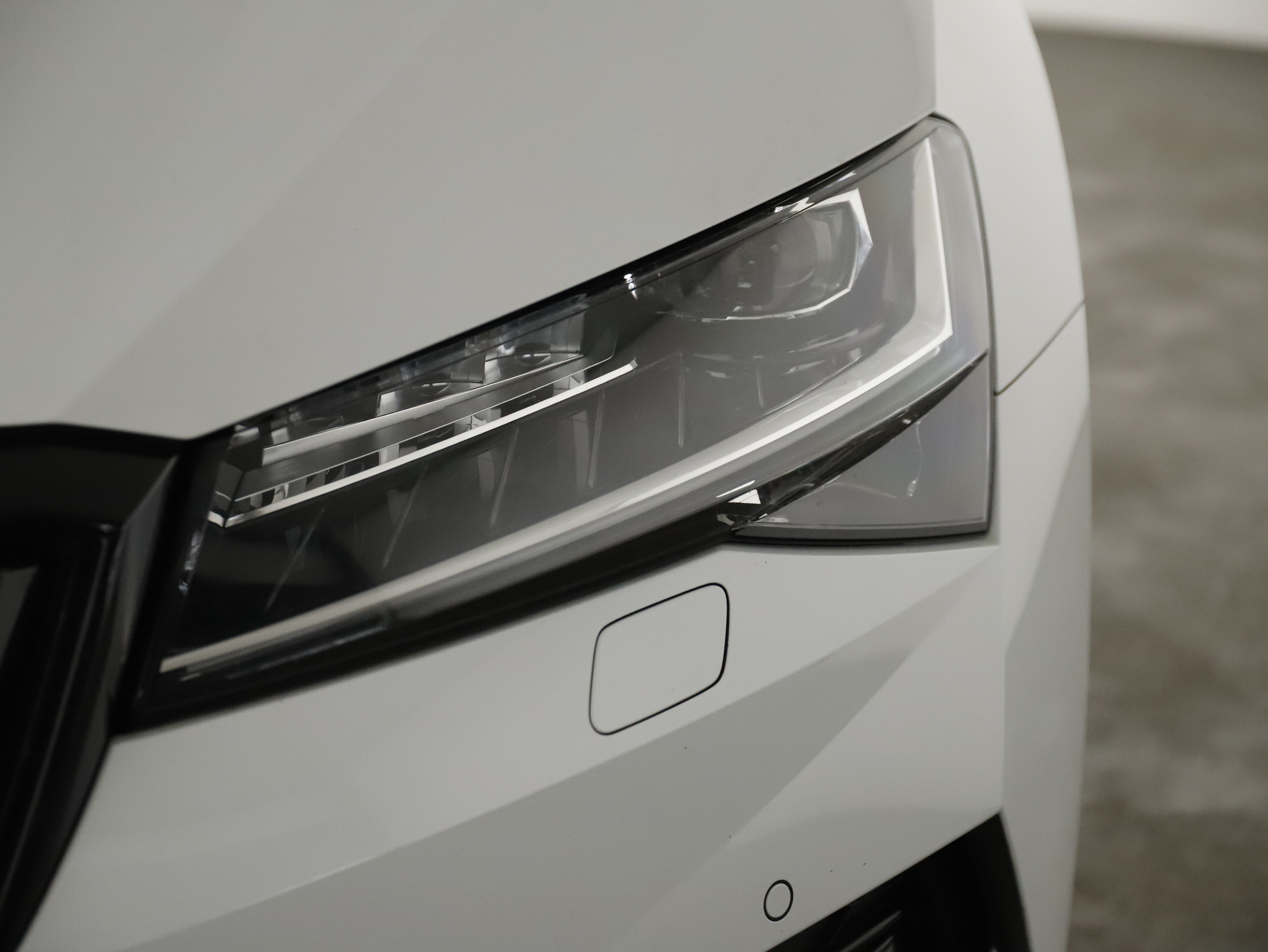 Skoda Superb Combi 1.4 TSI iV Sportline | Bild 22 von 31