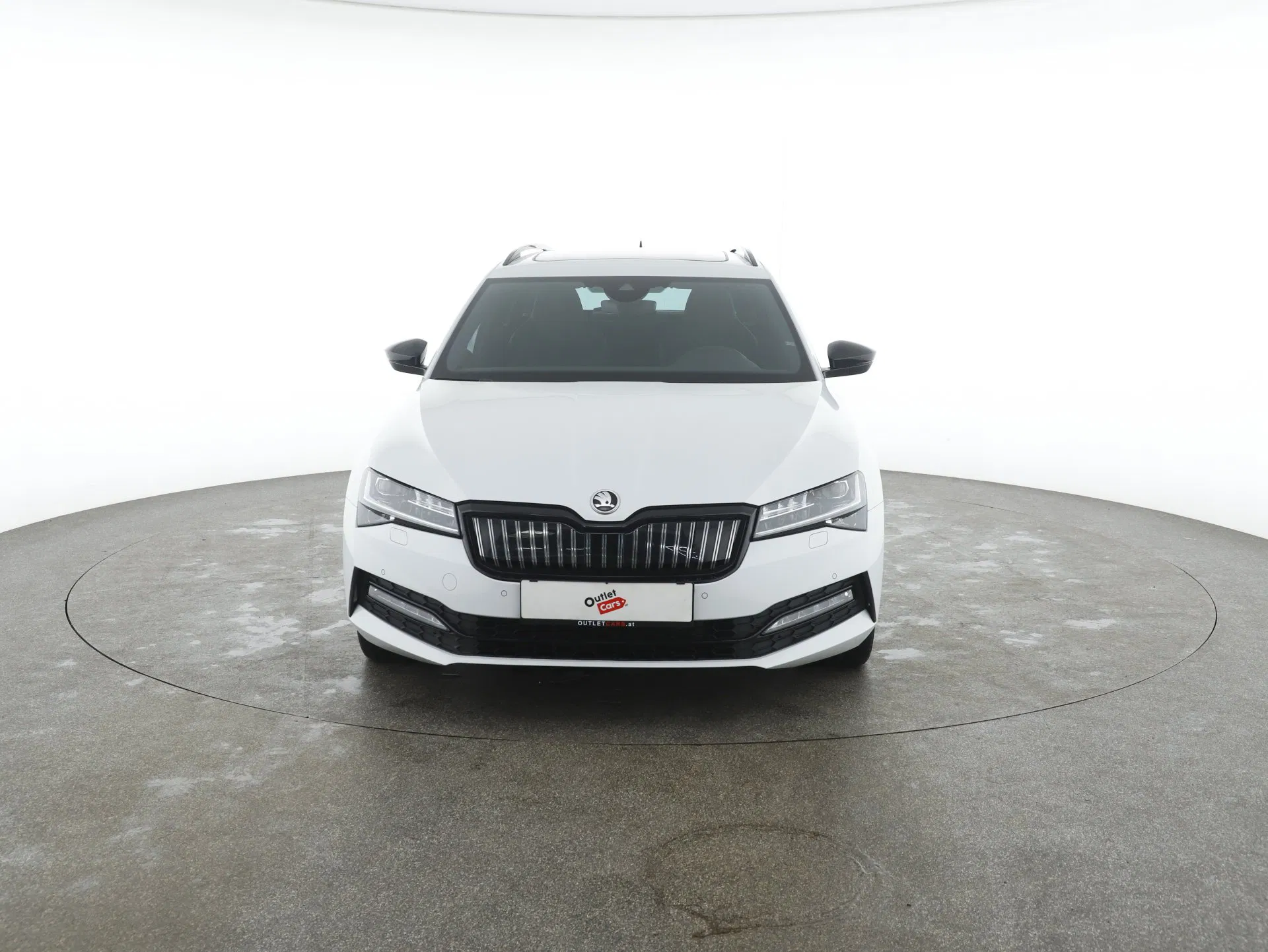 Skoda Superb Combi 1.4 TSI iV Sportline | Bild 27 von 31