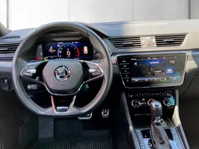 Skoda Superb Combi 1.4 TSI iV Sportline | Thumbnail 10 von 23