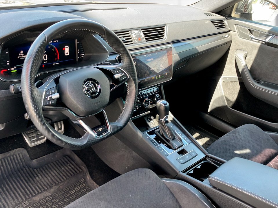Skoda Superb Combi 1.4 TSI iV Sportline | Bild 6 von 23