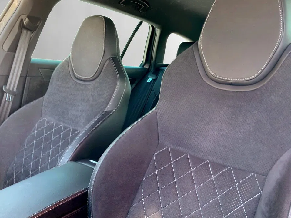 Skoda Superb Combi 1.4 TSI iV Sportline | Bild 7 von 23