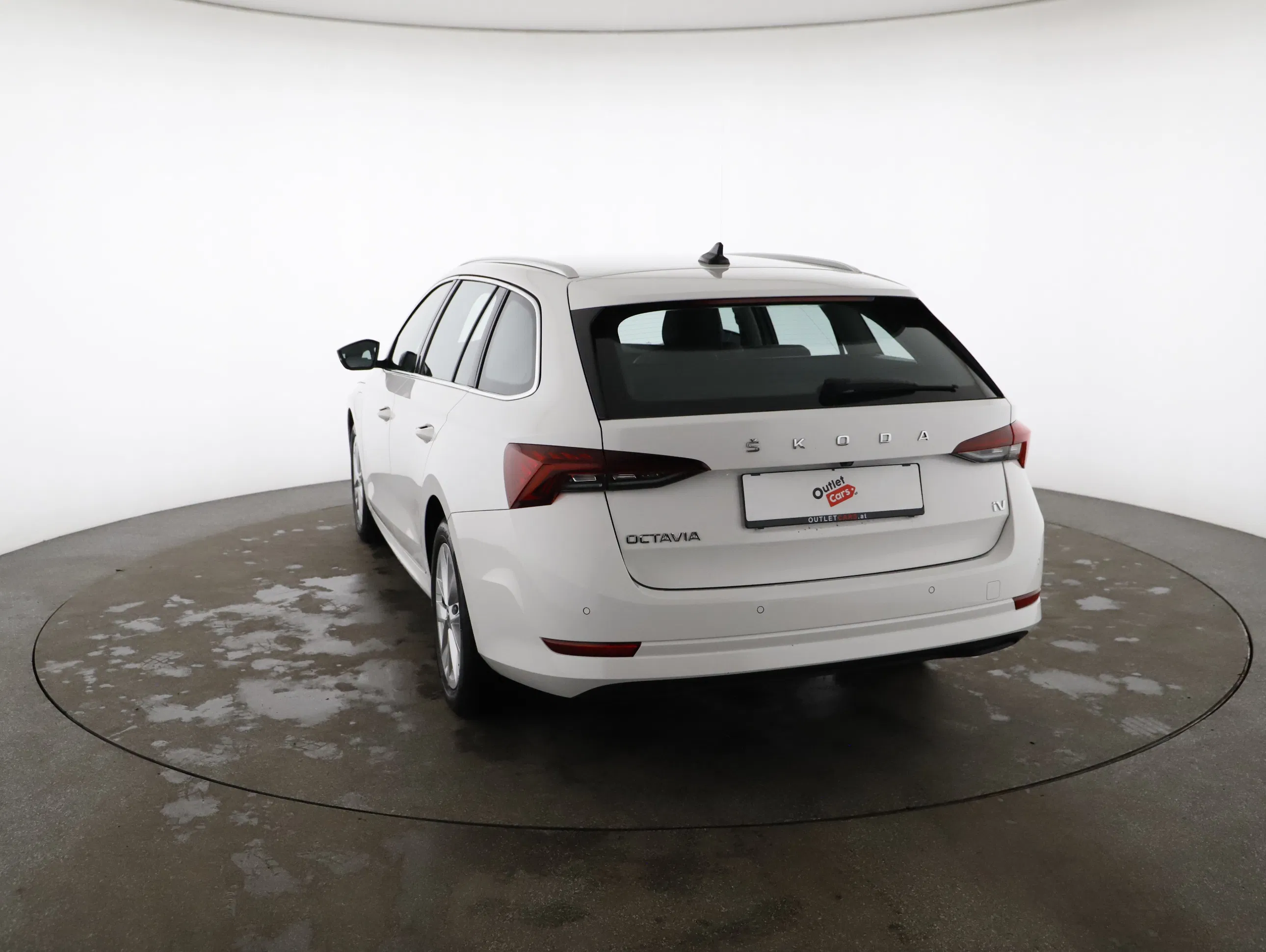 Skoda Octavia Combi 1.4 TSI Style iV | Bild 18 von 22
