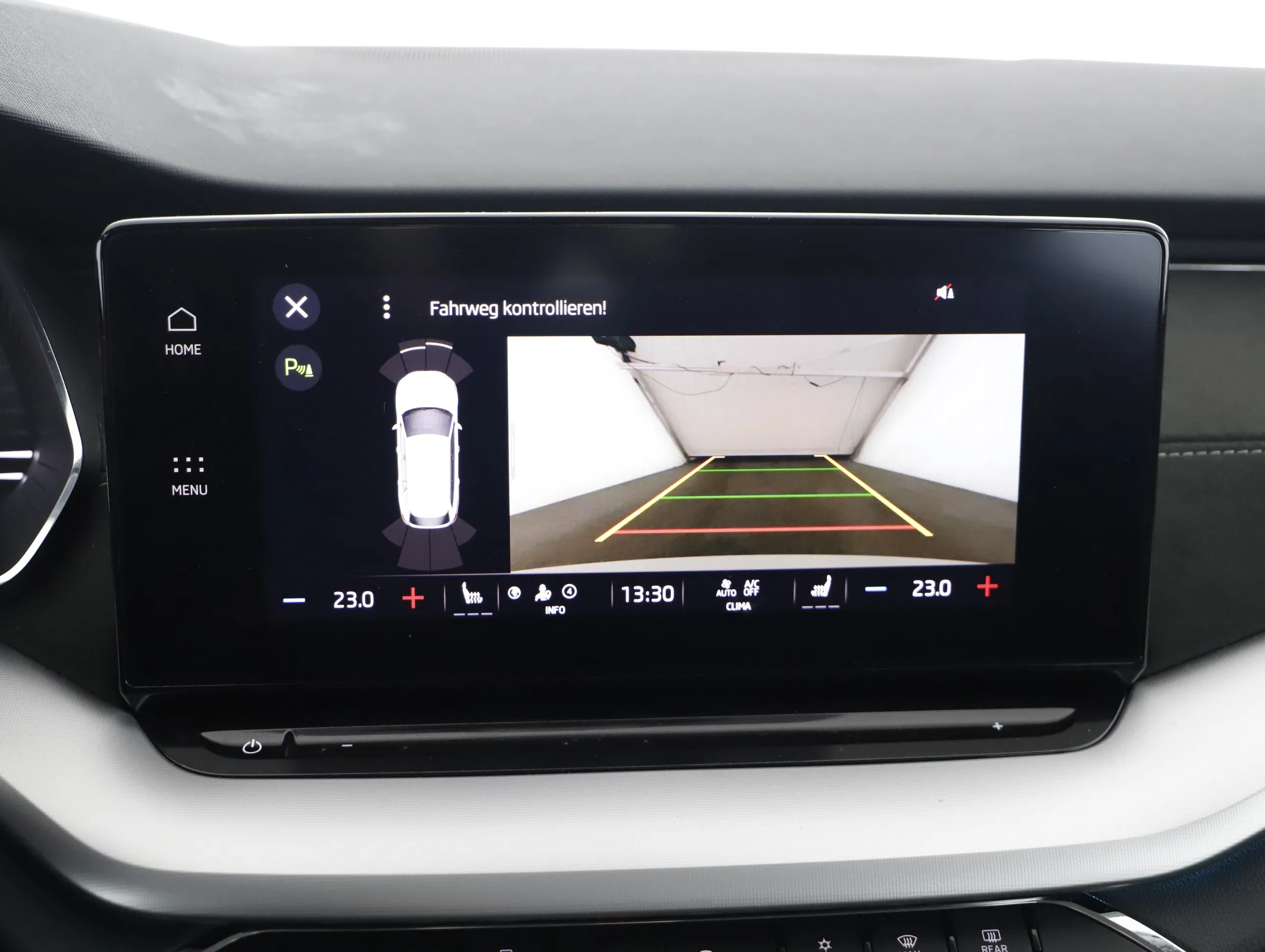 Skoda Octavia Combi 1.4 TSI Style iV | Bild 10 von 22