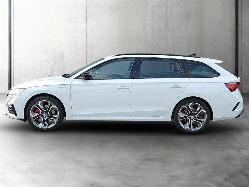 Skoda Octavia Combi 1.4 TSI RS iV | Bild 3 von 23