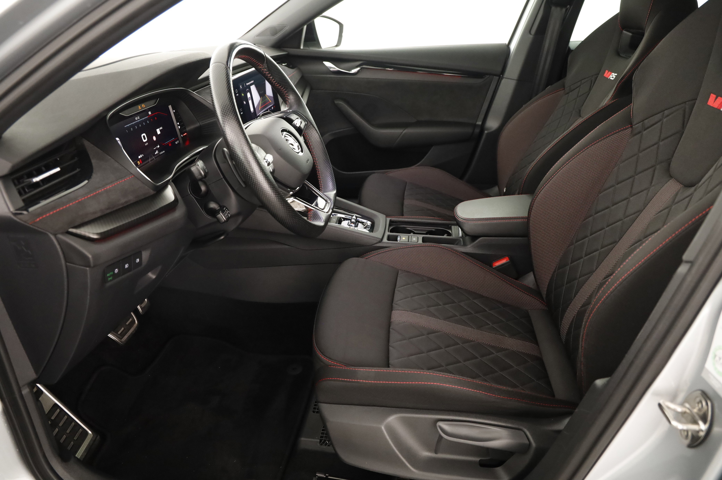 Skoda Octavia Combi 1.4 TSI RS iV | Bild 14 von 29