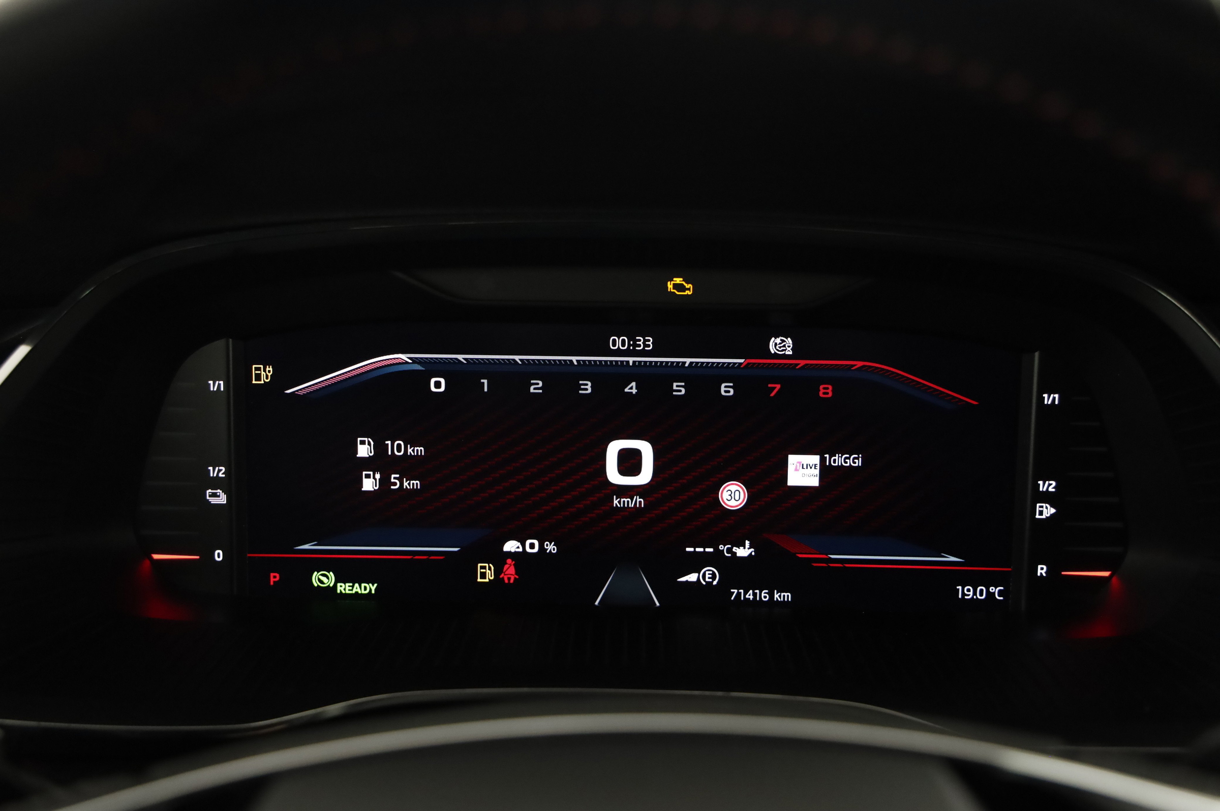 Skoda Octavia Combi 1.4 TSI RS iV | Bild 16 von 29