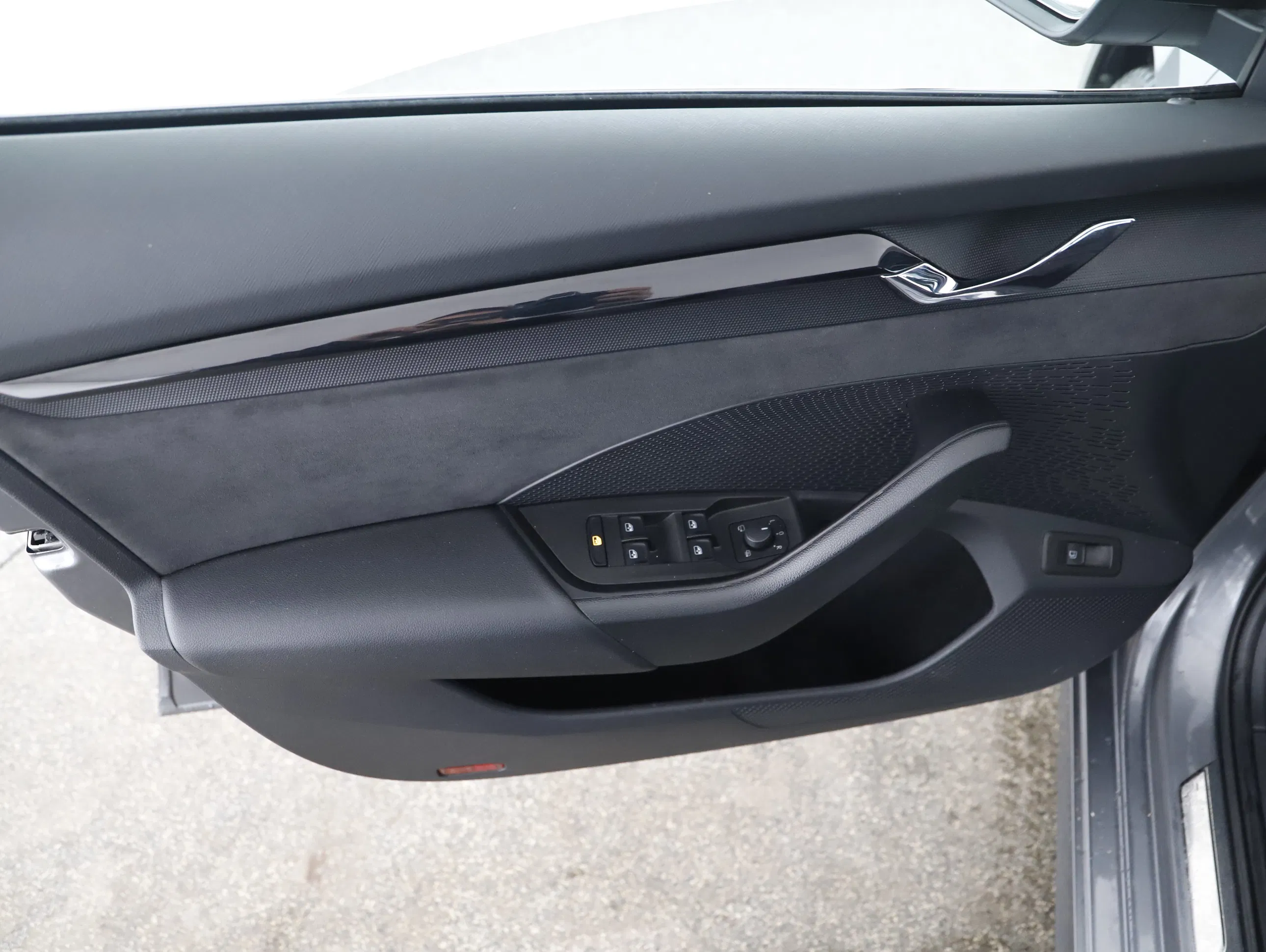 Skoda Octavia Combi 1.4 TSI RS iV | Bild 7 von 21