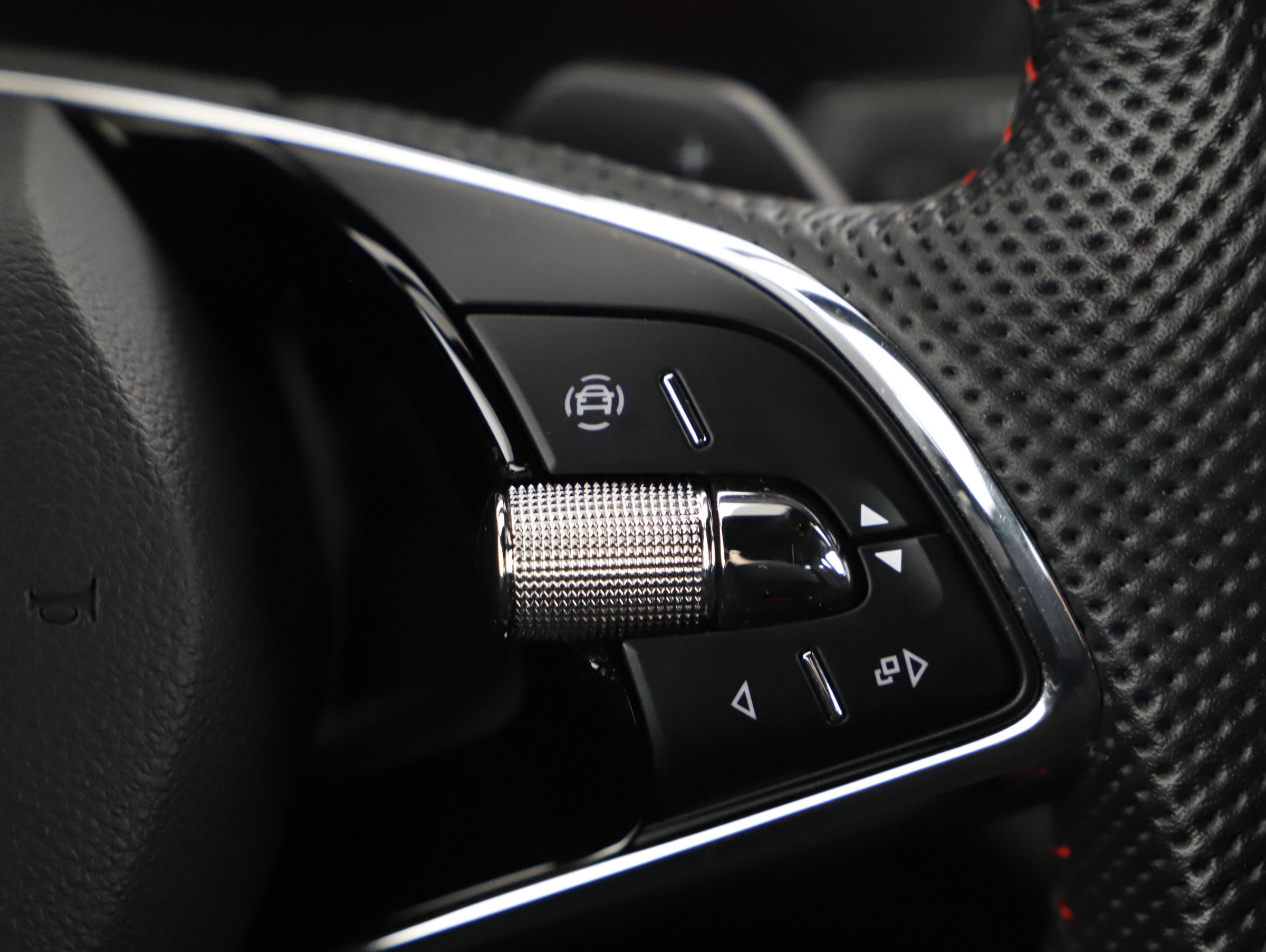 Skoda Octavia Combi 1.4 TSI RS iV | Bild 13 von 23