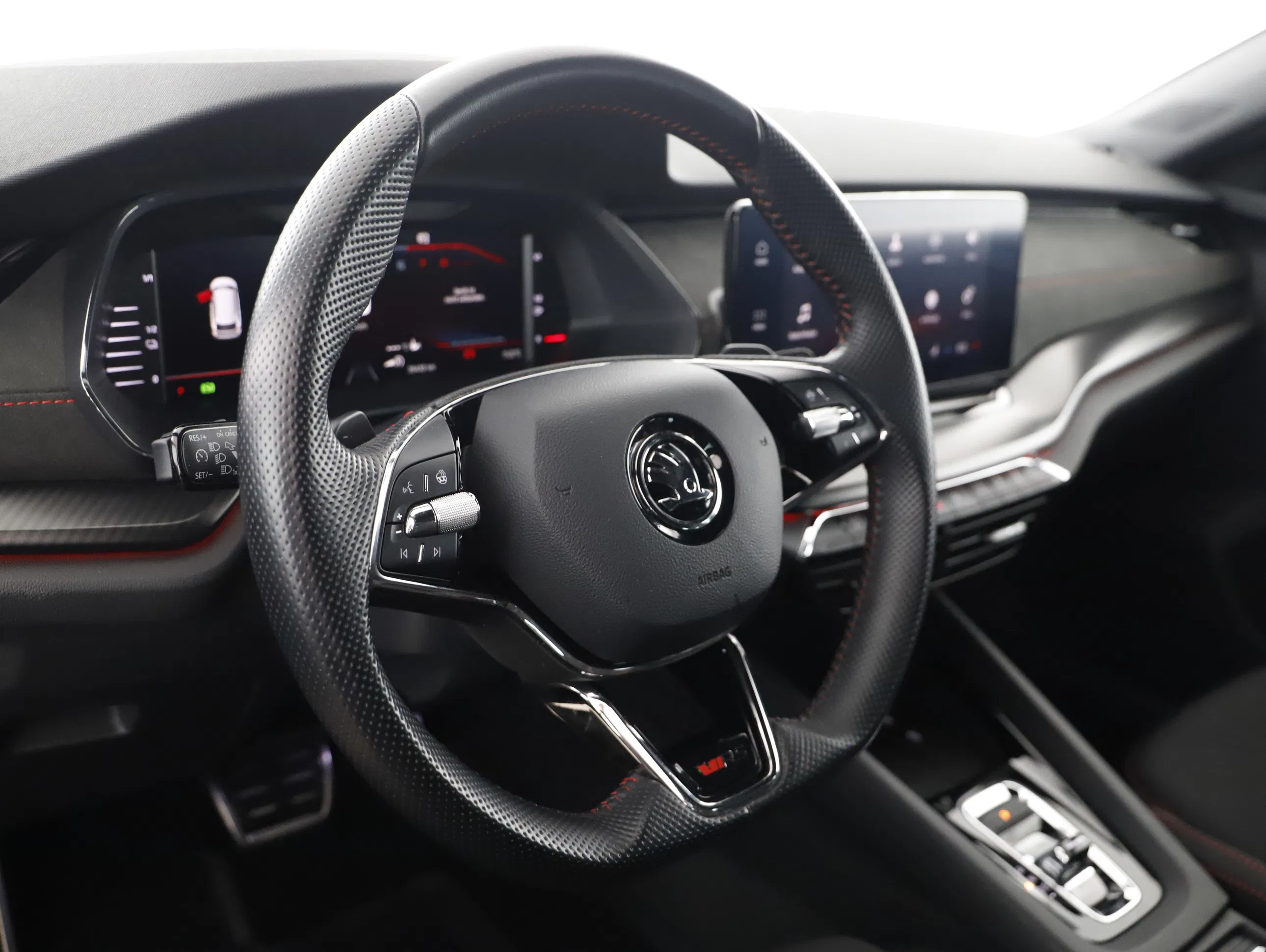 Skoda Octavia Combi 1.4 TSI RS iV | Bild 5 von 23