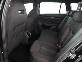 Skoda Octavia Combi 1.4 TSI RS iV | Thumbnail 11 von 30