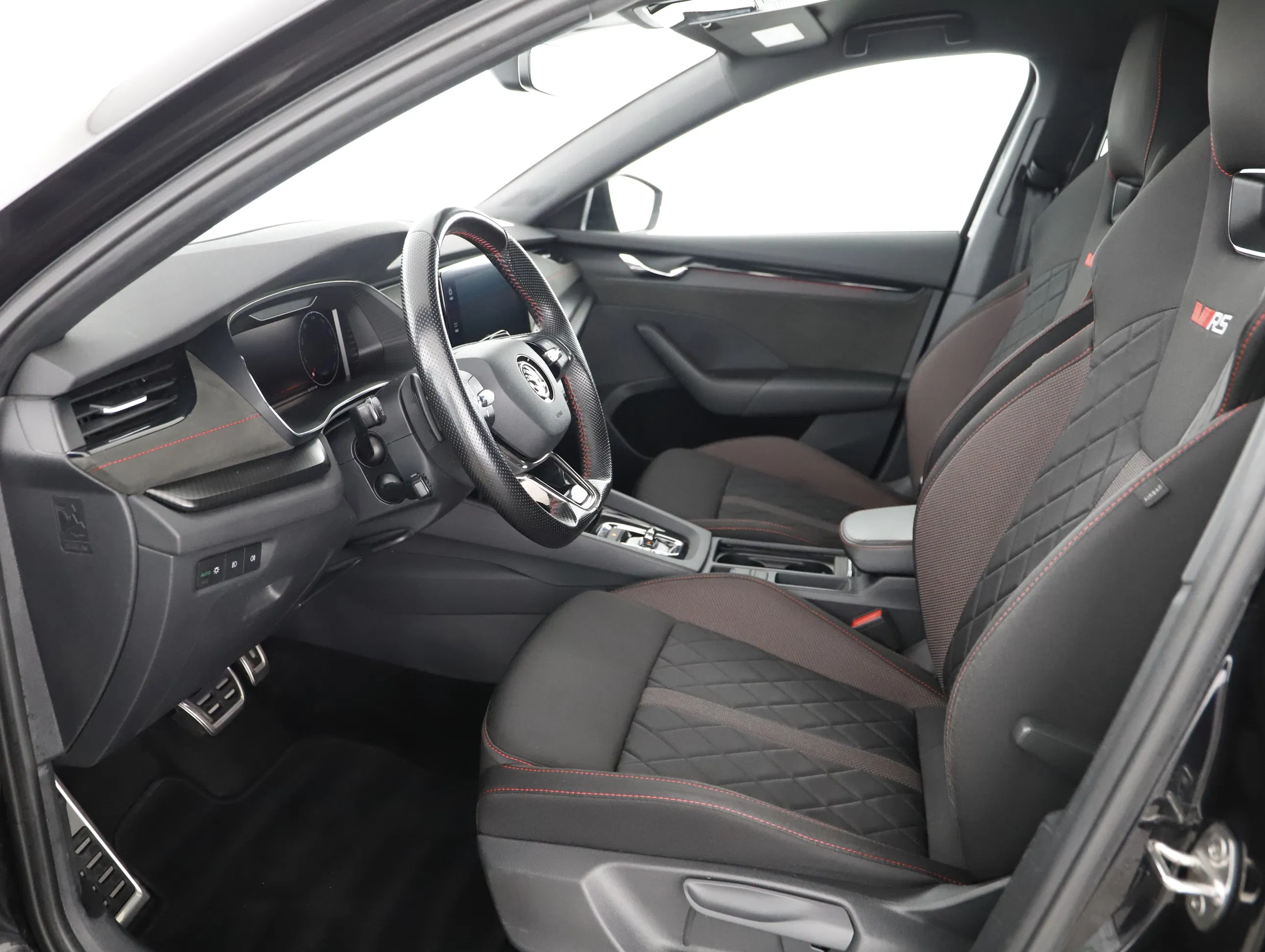 Skoda Octavia Combi 1.4 TSI RS iV | Bild 4 von 30