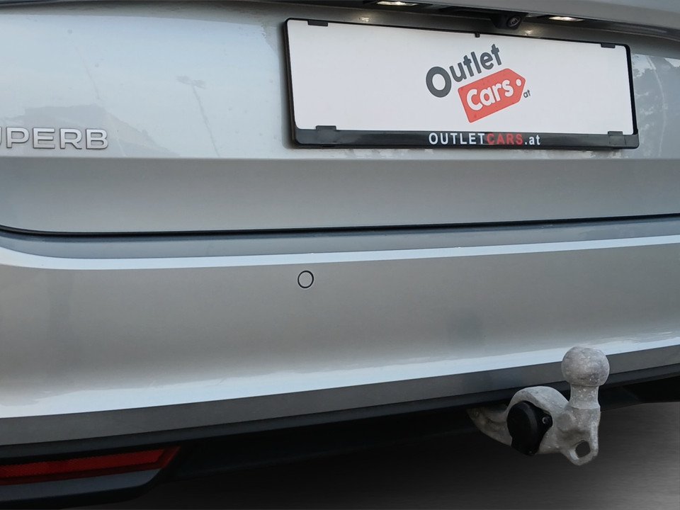 Skoda Superb Combi 1.5TSI iV DSG | Bild 16 von 17