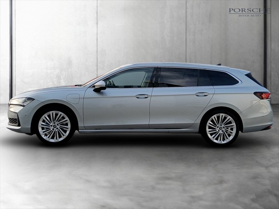 Skoda Superb Combi 1.5TSI iV DSG | Bild 4 von 17