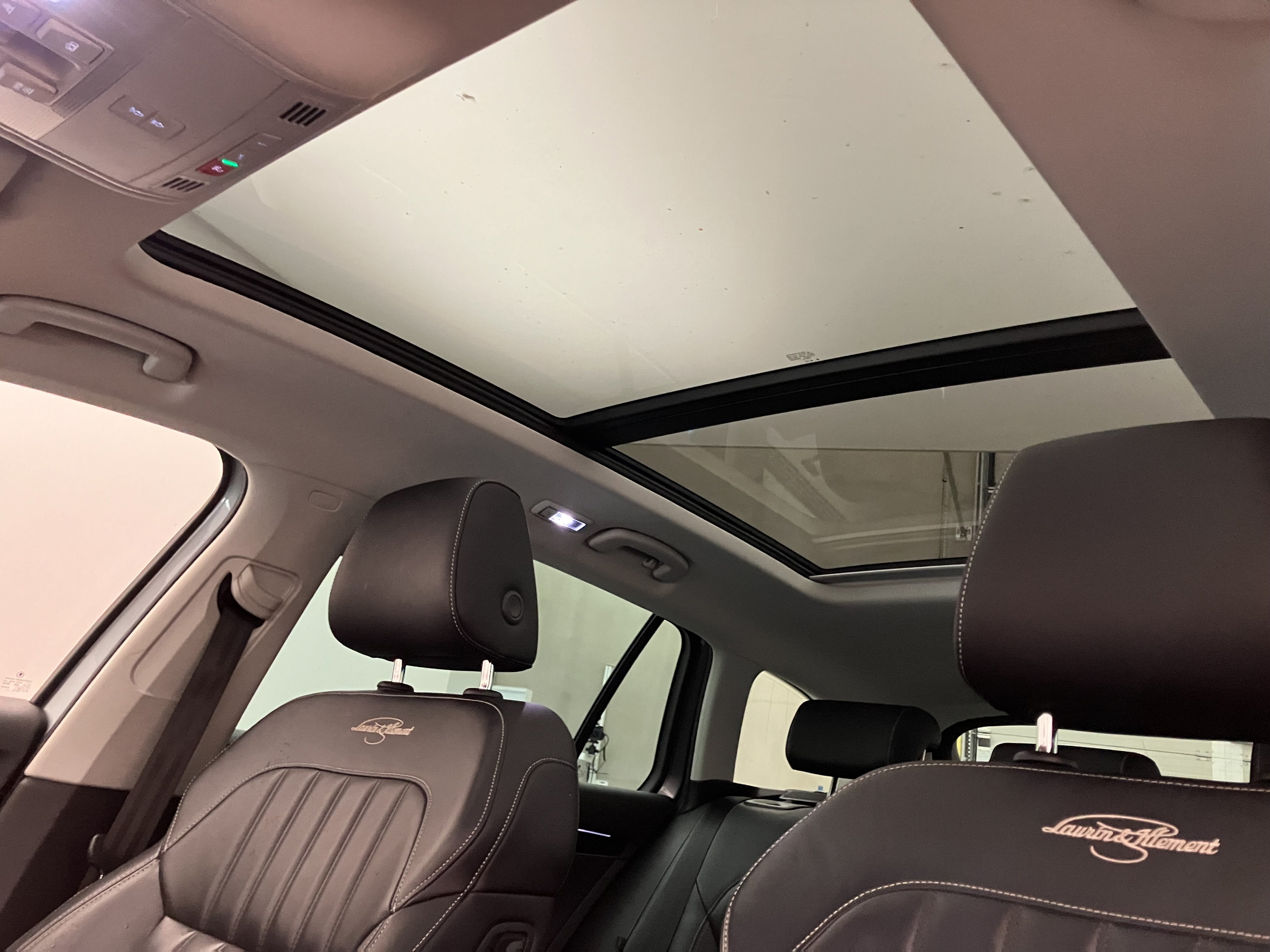 Skoda SUPERB Combi iV SPORTLINE DSG | Bild 14 von 31