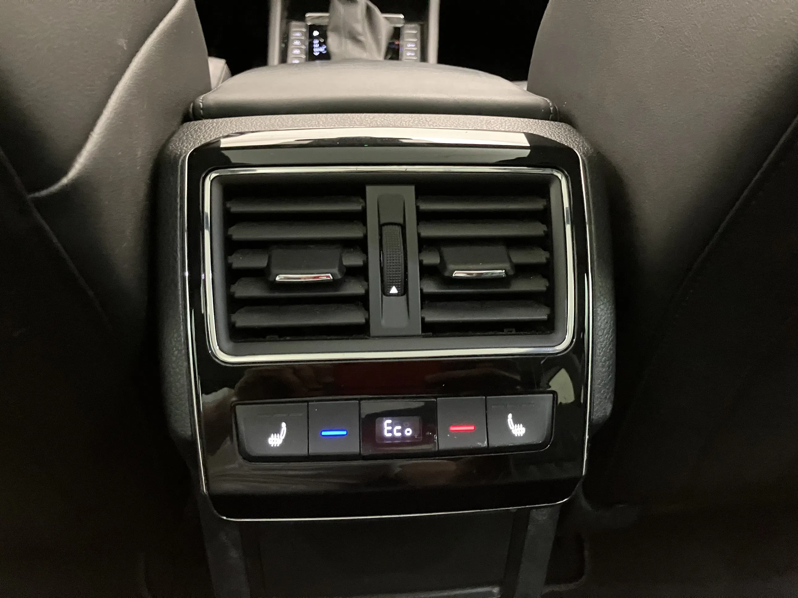 Skoda SUPERB Combi iV SPORTLINE DSG | Bild 28 von 31