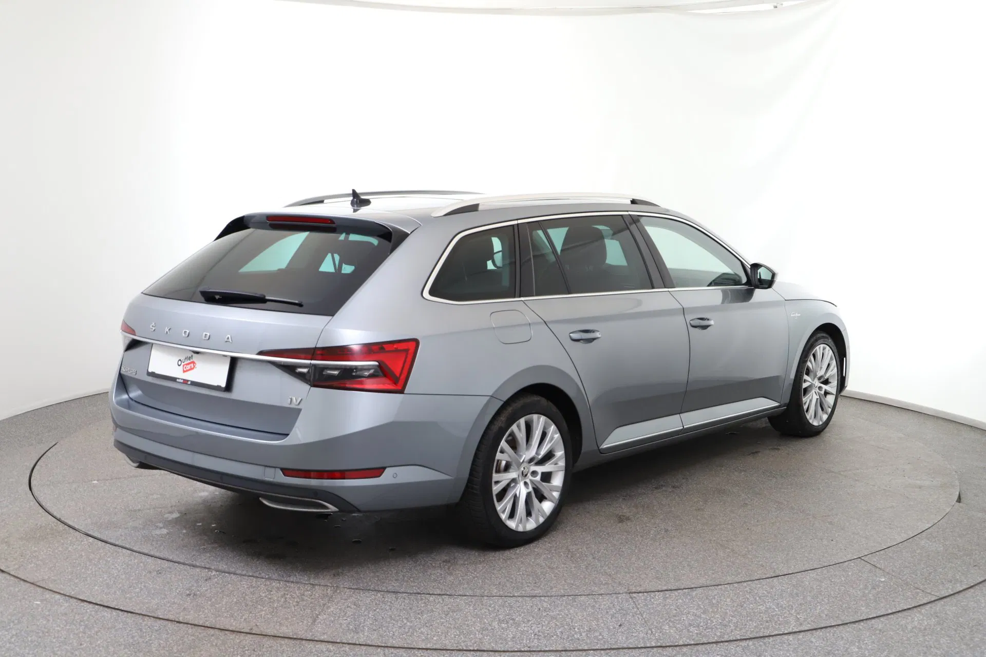 Skoda SUPERB Combi iV SPORTLINE DSG | Bild 6 von 31