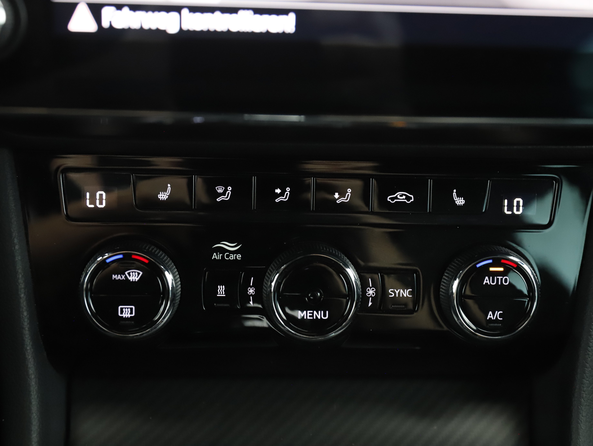 Skoda Superb Combi 1.4 TSI iV Sportline | Bild 18 von 28