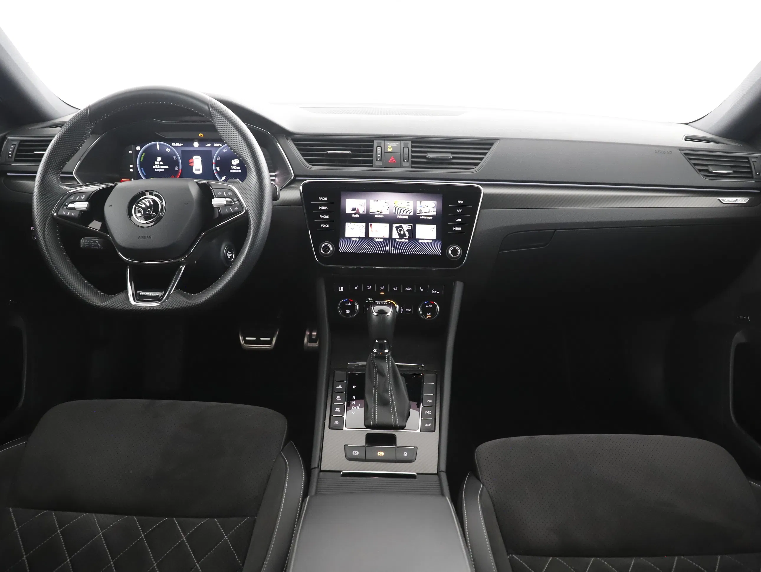 Skoda Superb Combi 1.4 TSI iV Sportline | Bild 9 von 28