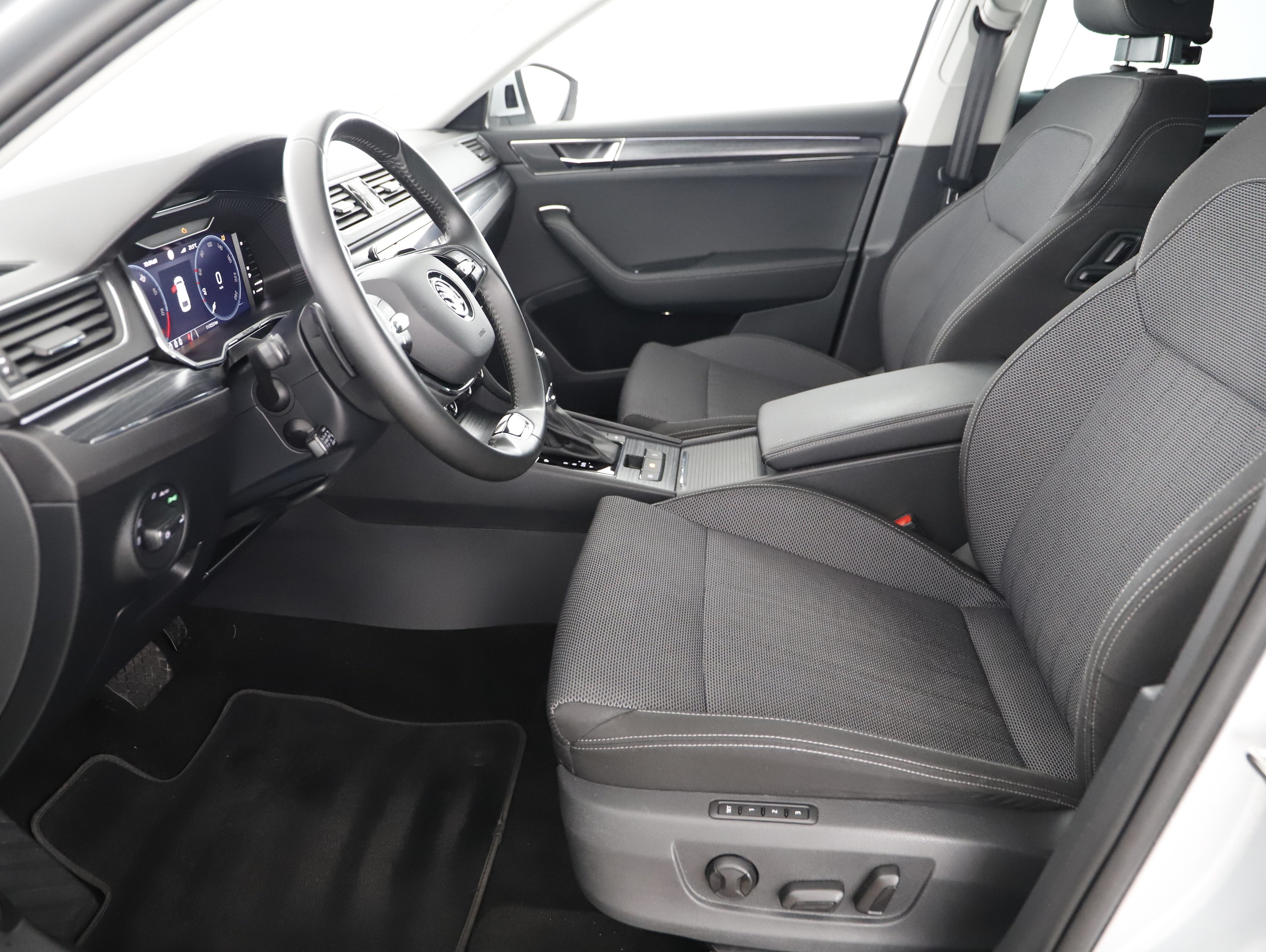 Bild eines Skoda Superb Combi 1.4 TSI iV Style
