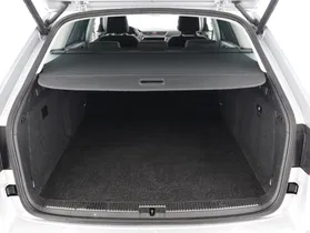 Skoda Superb Combi 1.4 TSI iV Style | Thumbnail 17 von 25